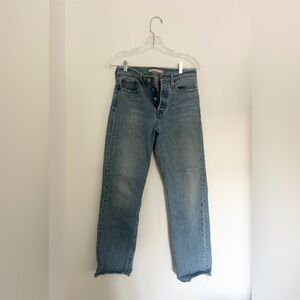 Levi’s Wedgie Straight in light blue Size 26